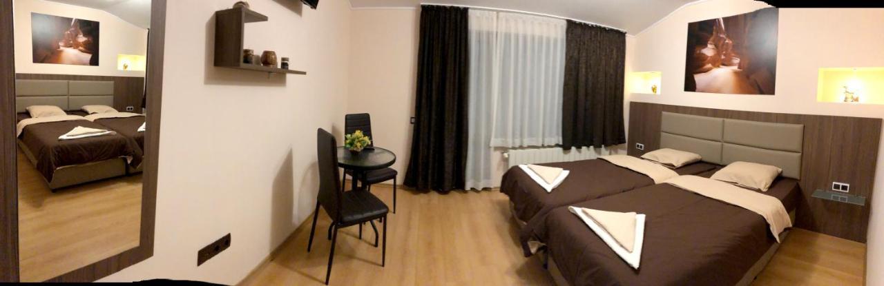Стаи За Гости Тони И Крис Dewin Exterior foto