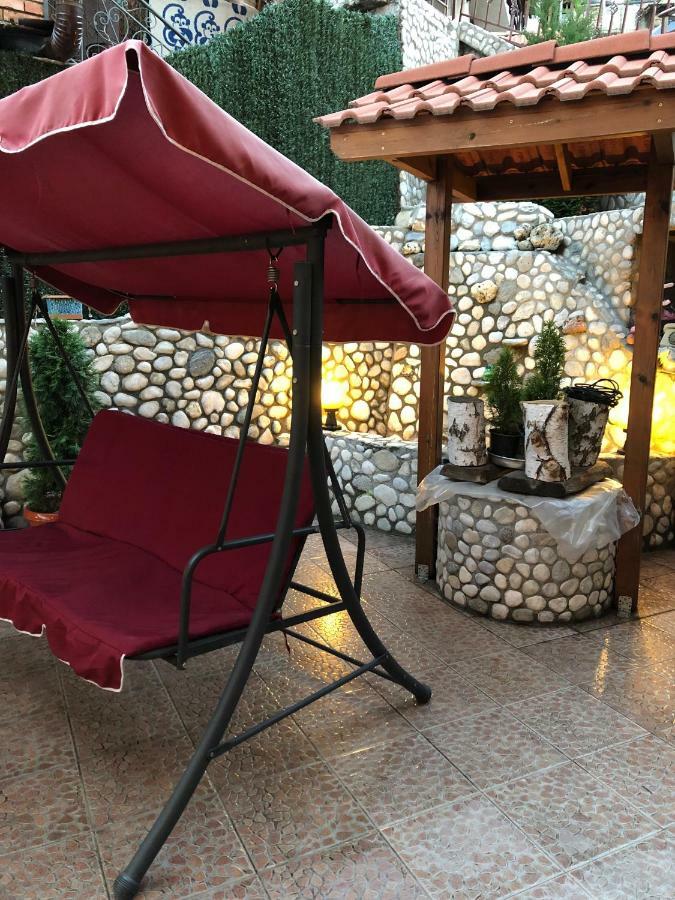 Стаи За Гости Тони И Крис Dewin Exterior foto