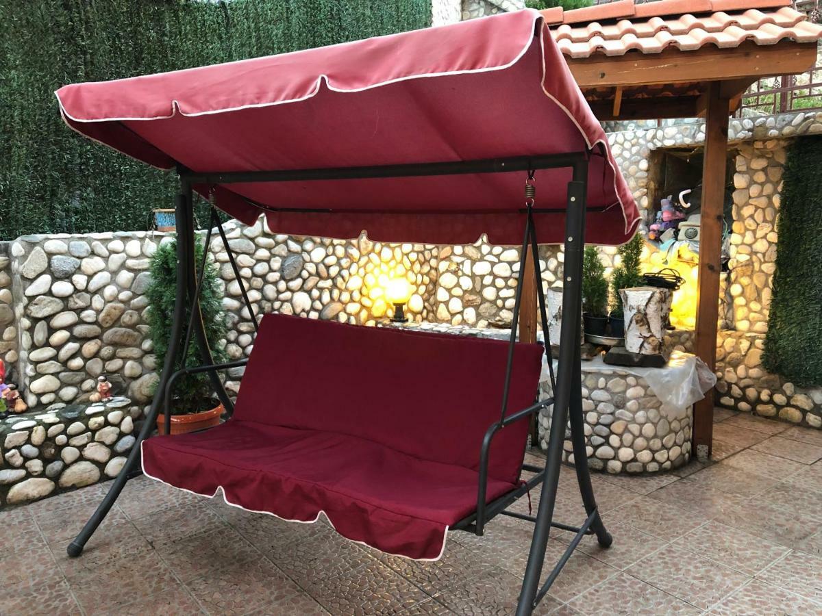 Стаи За Гости Тони И Крис Dewin Exterior foto