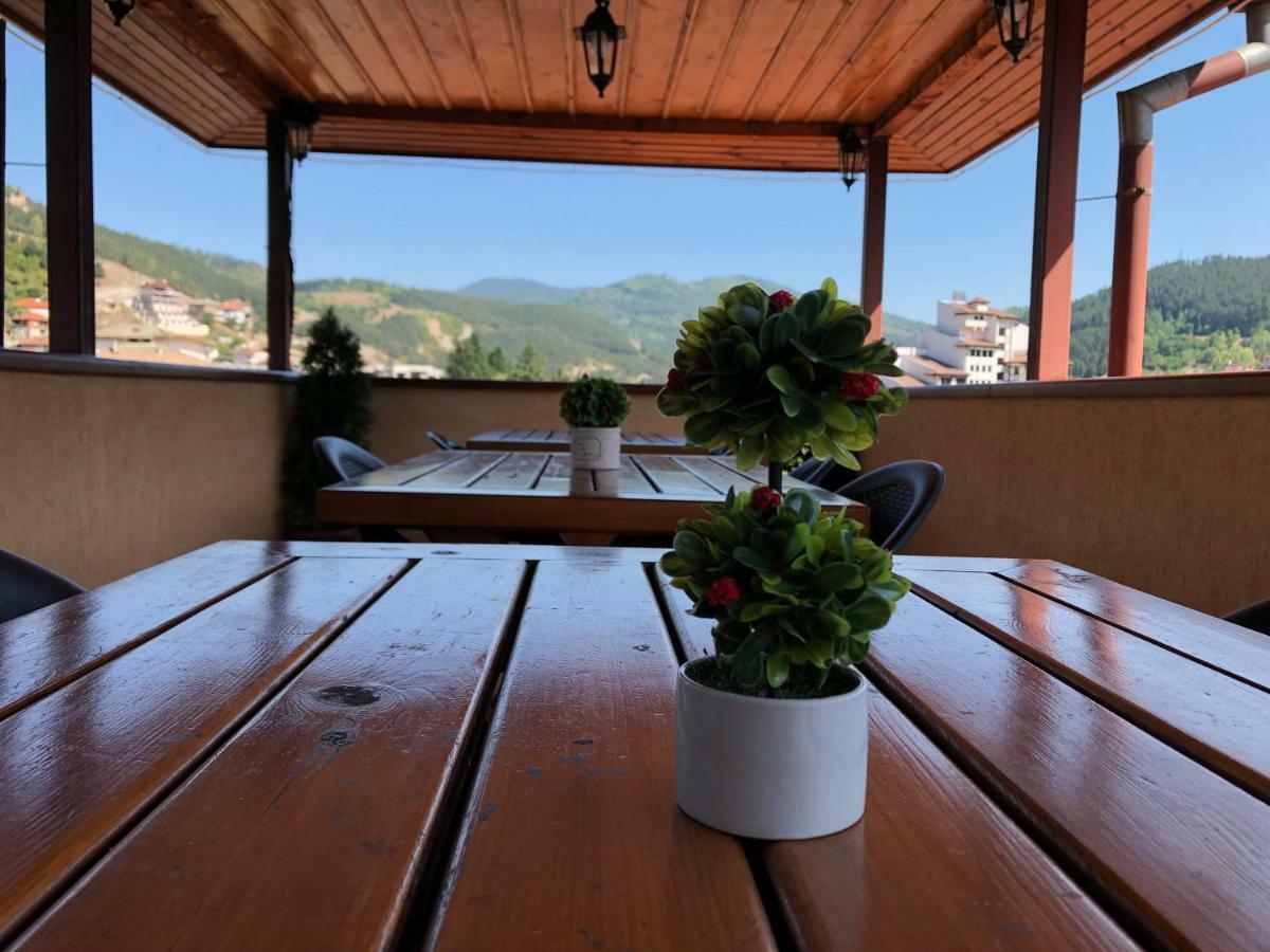 Стаи За Гости Тони И Крис Dewin Exterior foto